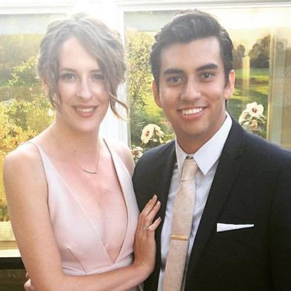 Meet your Posher, Casey